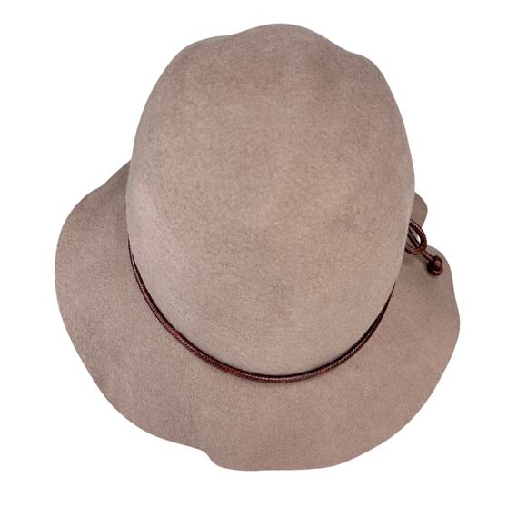 Betmar NY Evelyn Litefelt Cloche Hat S/M Taupe Brown Water Repellant New - Picture 5 of 10
